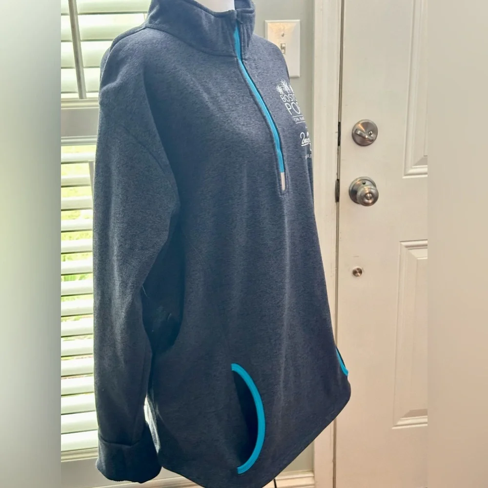 Gray Fleece‎ Pullover.